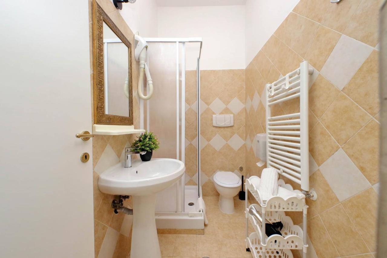 Lucky Holiday Rooms Rome Buitenkant foto